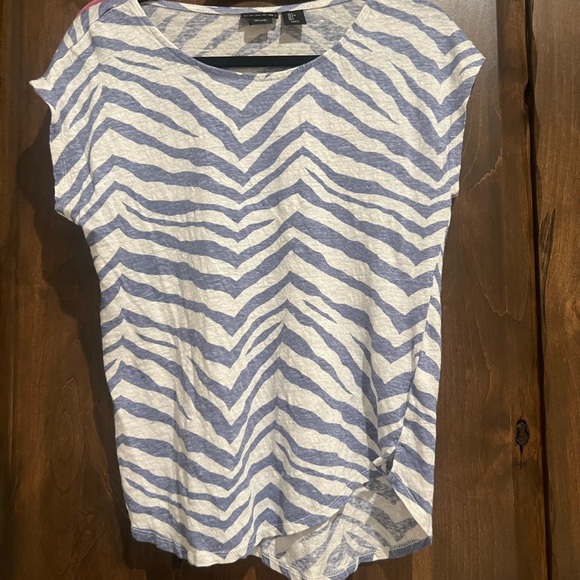 Tahari Blue and White Striped Women's Tee - Picture 1 of 3